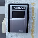 Amfiteatar דירה *